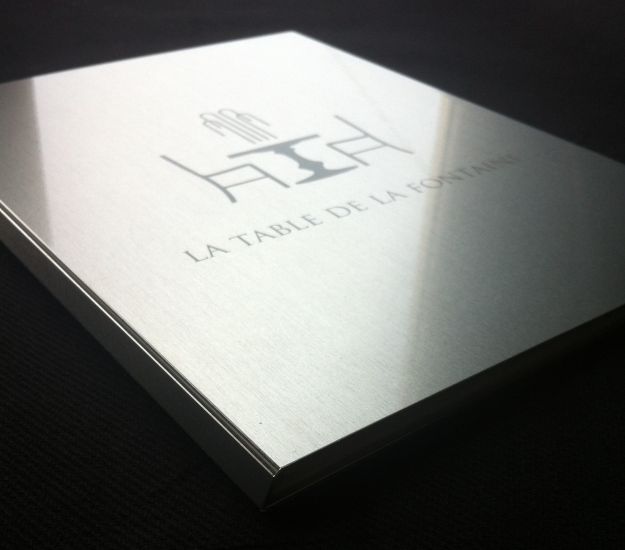 Porte Menu en ACIER pour Hôtel de Luxe à Saint Tropez 83